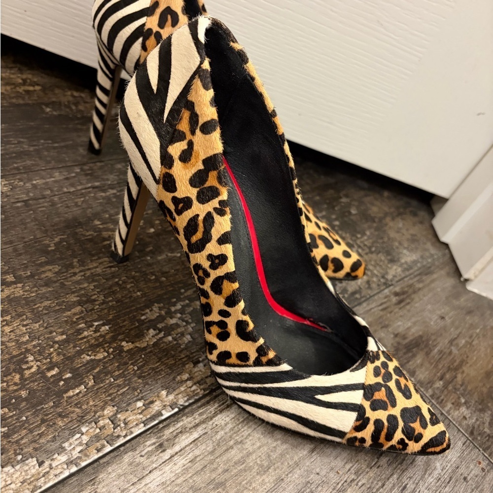 Micheal Shannon Animal Print Women's Heels sz 10 like new